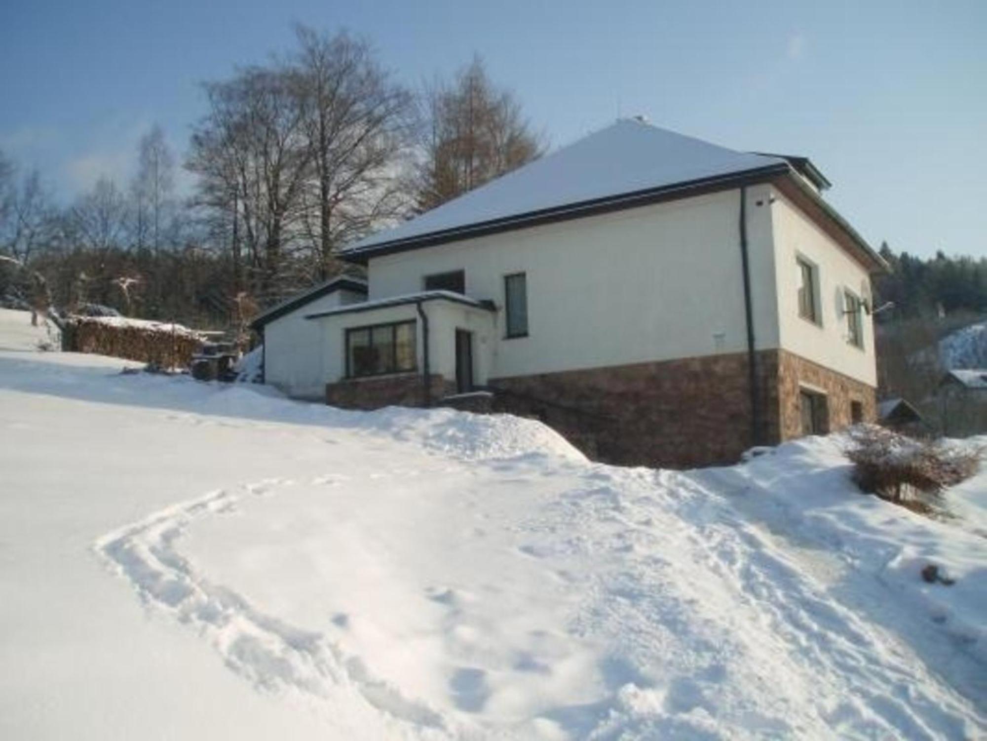 Villa Ein Ferienhaus Mit Terrasse Und Garten à Male Svatonovice Extérieur photo